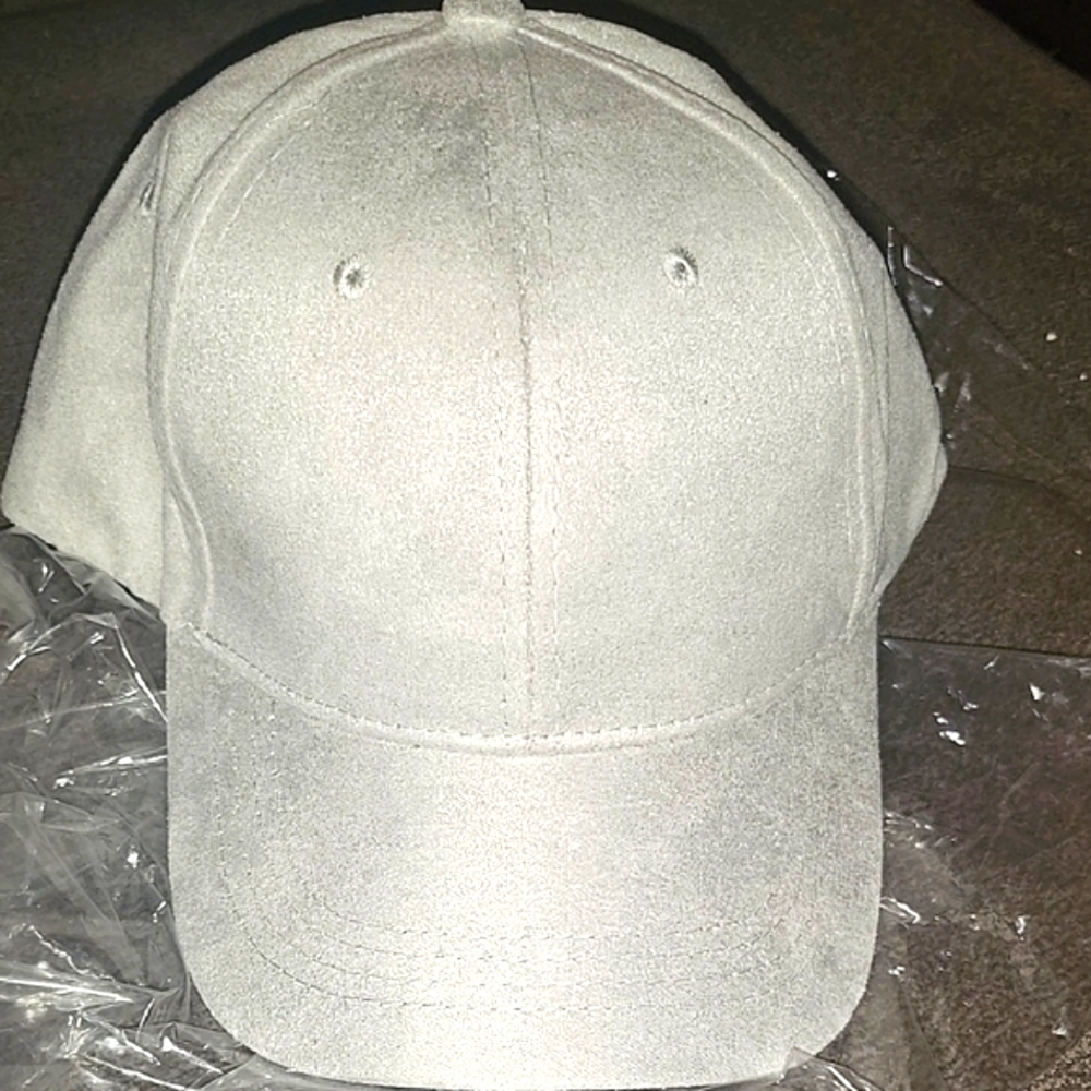 Ashley Stewart Gray Hat Classic Accessories